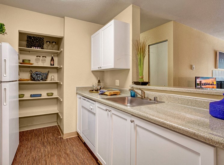 Model Kitchen | Apartments In Mukilteo WA | On The Green